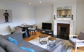 Barons Court Queens Club By Viridian Apartments